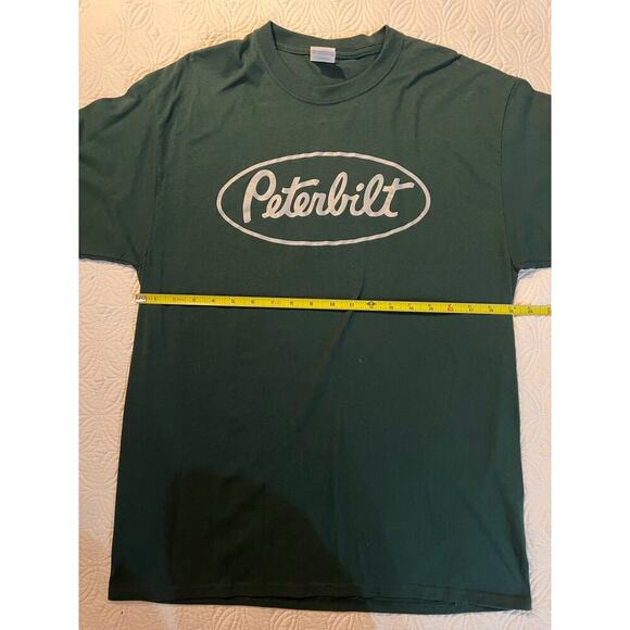 Peterbuilt t-shirt
Men’s large 
Excellent condition - Picture 3 of 5